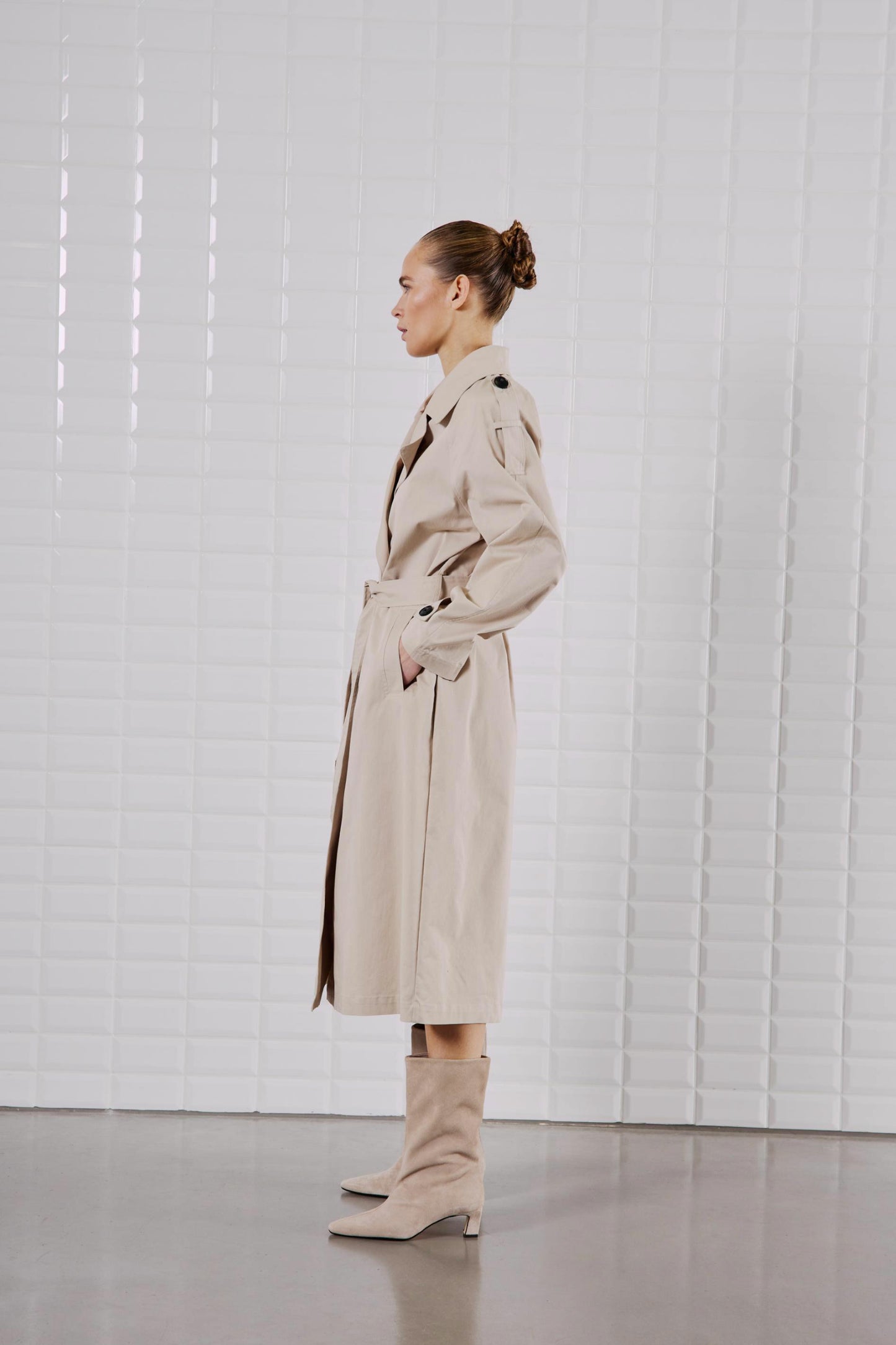 Trenchcoat Theresa