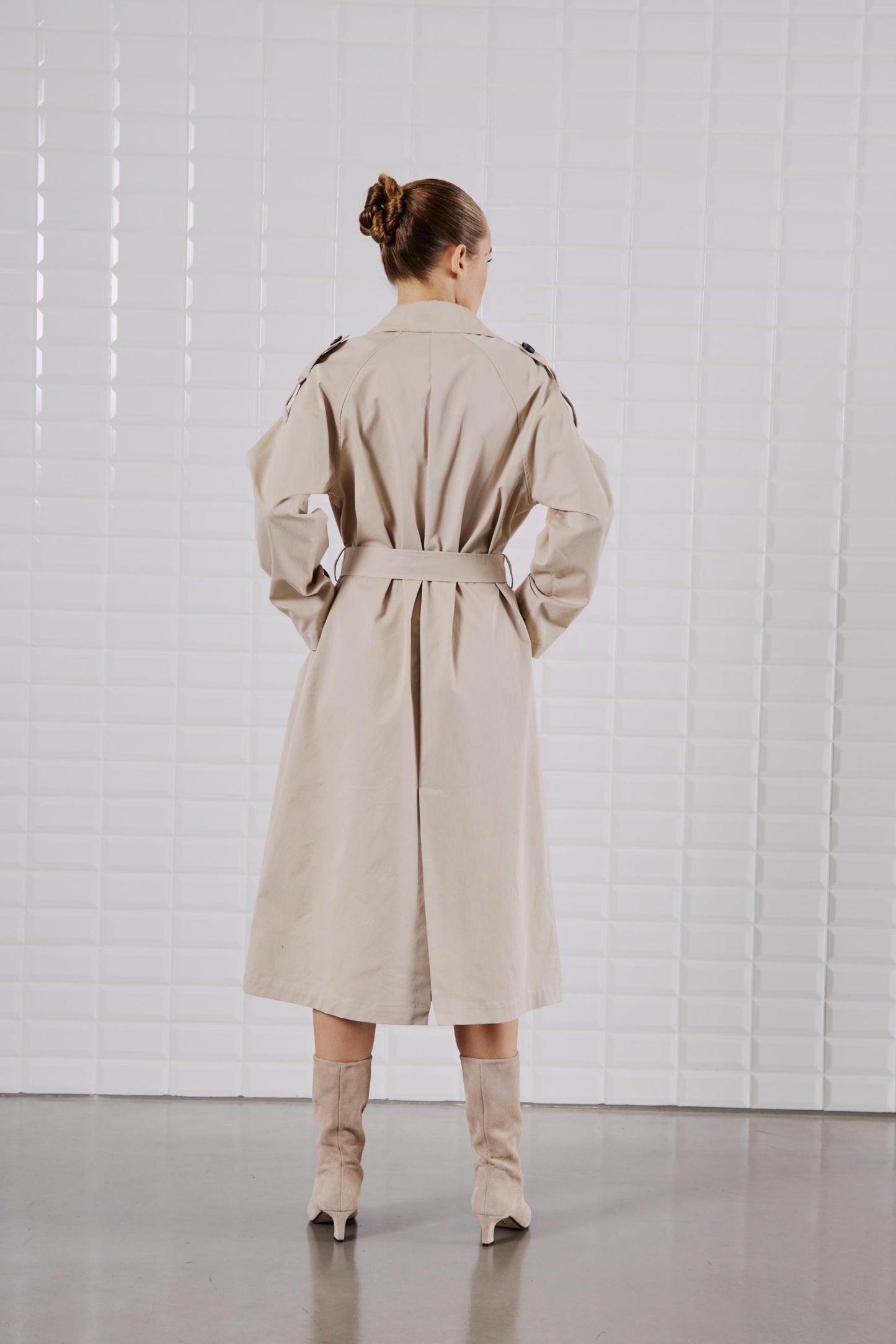 Trenchcoat Theresa