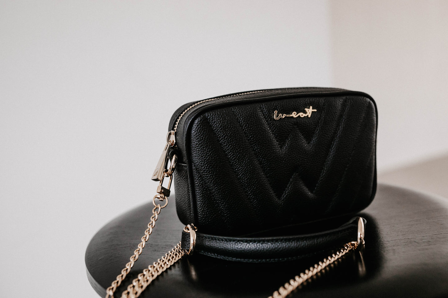 WEAT - Umhängetasche Black Gold